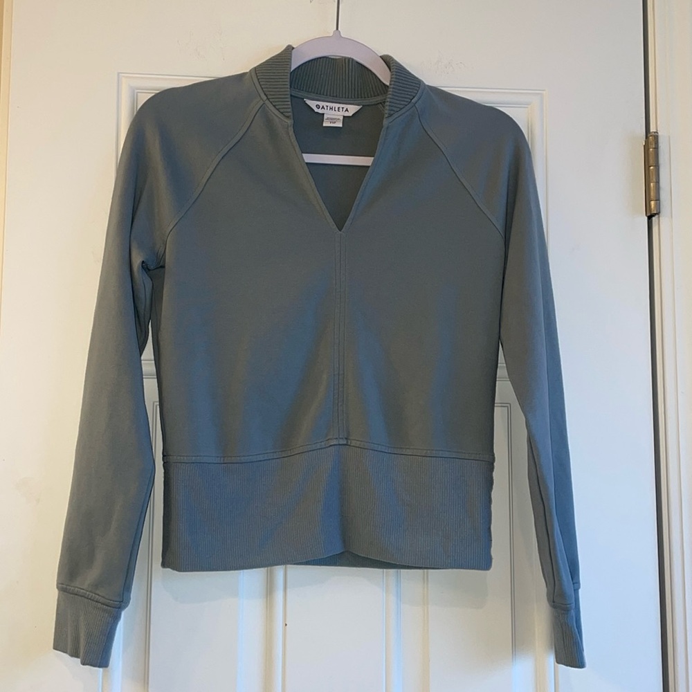 Athleta Vneck Pullover Sweatshirt Sz XXS/XS